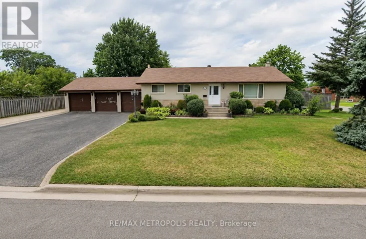 UPPER - 37 CARLYLE CRESCENT, Brampton (Brampton East), Ontario L6W2Y9