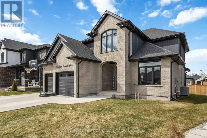 52 ROYAL DORNOCH DRIVE, St. Thomas, Ontario N5R0K3