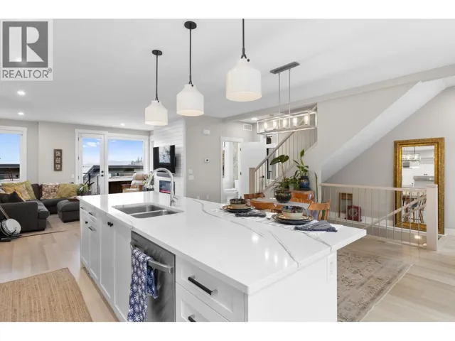 3220 Hilltown Drive Unit# 6, Kelowna, British Columbia V1V0C6