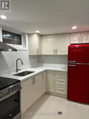 BSMT - 6 MID PINES ROAD, Toronto (Woburn), Ontario M1G2L6