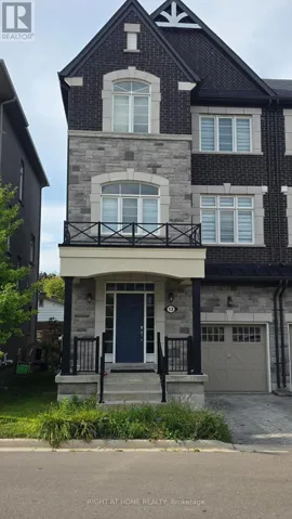 12 GLOBEMASTER LANE, Richmond Hill (Oak Ridges), Ontario L4E1H3
