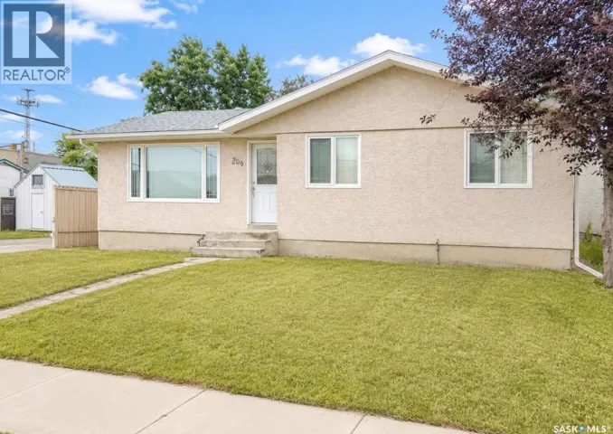 204 Brownlee STREET, Herbert, Saskatchewan S0H2A0