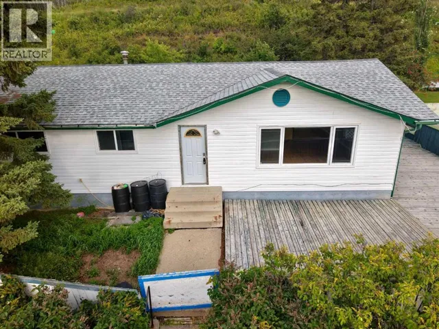11405 103 Street, Peace River, Alberta T8S1M2