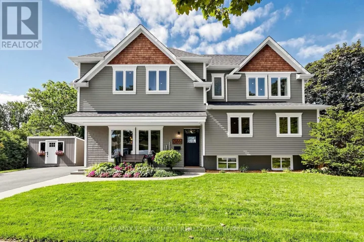 386 COSBURN CRESCENT, Burlington (Shoreacres), Ontario L7L2W6