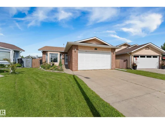16724 88 ST NW, Edmonton, Alberta T5Z2X3