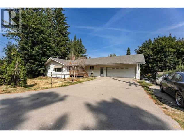 3271 10 Street SE, Salmon Arm, British Columbia V1E1W8