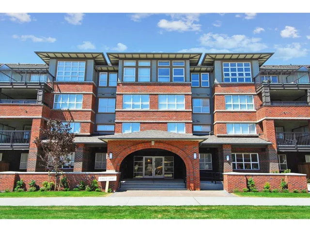 411 6815 188 STREET, Surrey, British Columbia V4N0Z8