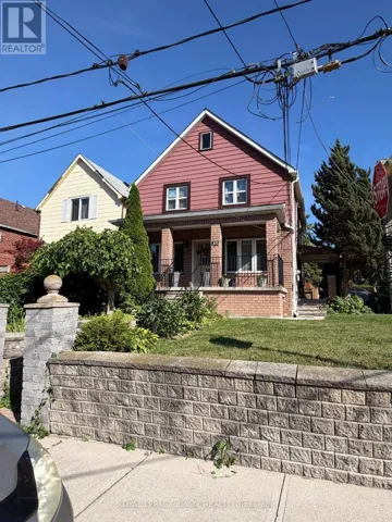 35 HILLARY AVENUE, Toronto (Keelesdale-Eglinton West), Ontario M6N2B9