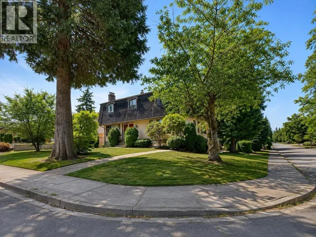 7507 WRIGHT STREET, Burnaby, British Columbia V3N3W5