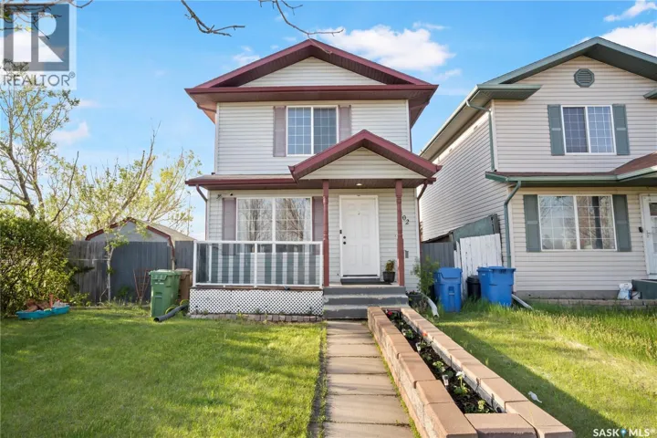 1402 10th AVENUE E, Regina, Saskatchewan S4N7P6