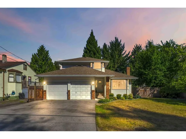 10220 146 STREET, Surrey, British Columbia V3R3S9