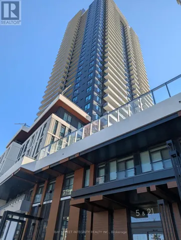 5 MEADOWDALE ROAD, Vaughan (Concord), Ontario L4K0C7