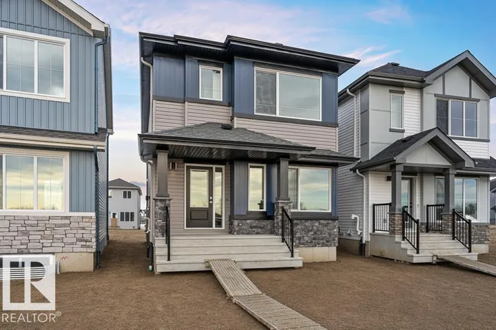 1012 14 AV NW, Edmonton, Alberta T6T2W8