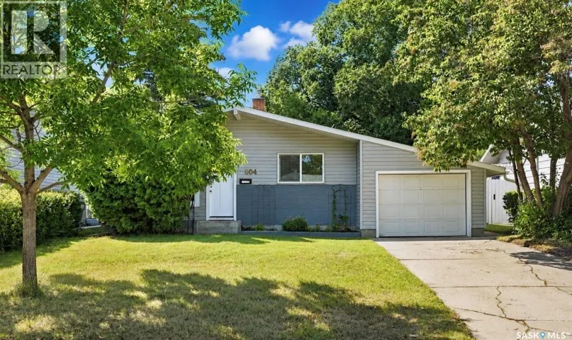 504 Leslie AVENUE, Saskatoon, Saskatchewan S7H2Z1