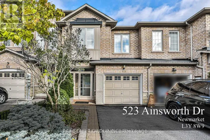 523 AINSWORTH DRIVE, Newmarket (Gorham-College Manor), Ontario L3Y8W9