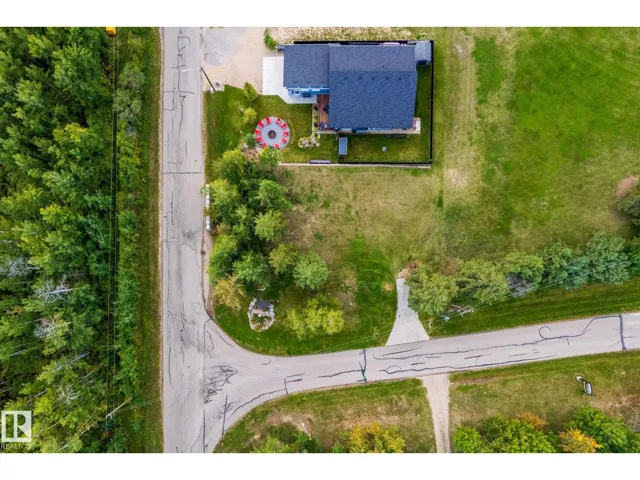 101 1 St, Rural Lac Ste. Anne County, Alberta T0E1A0