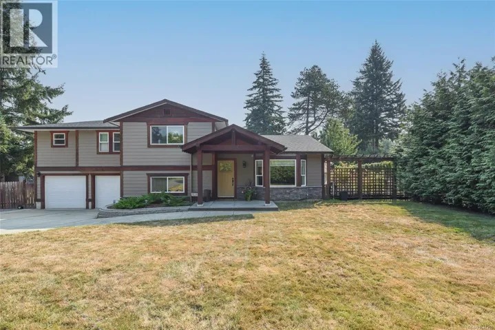 1530 Grayling Dr, Comox, British Columbia V9M3Z7