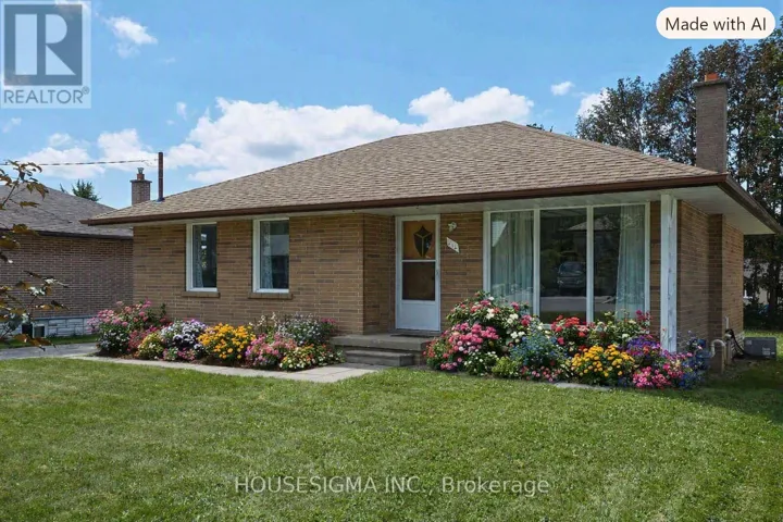 212 HALLETT AVENUE, Whitby (Lynde Creek), Ontario L1N5K8