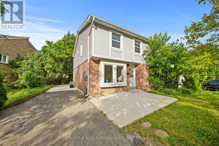 100 CENTRE STREET N, Brampton (Brampton North), Ontario L6V2Z3