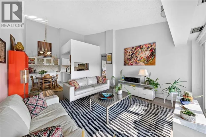 2410, 202 Braeglen Close SW, Calgary, Alberta T2W2B1