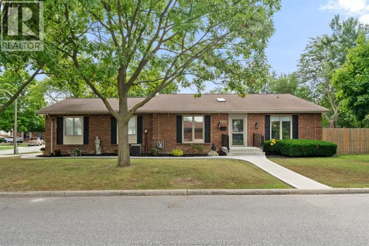 3210 Halpin ROAD, Windsor, Ontario N8R2B2