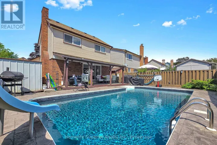 641 MERLIN COURT, Oshawa (Eastdale), Ontario L1K1M3