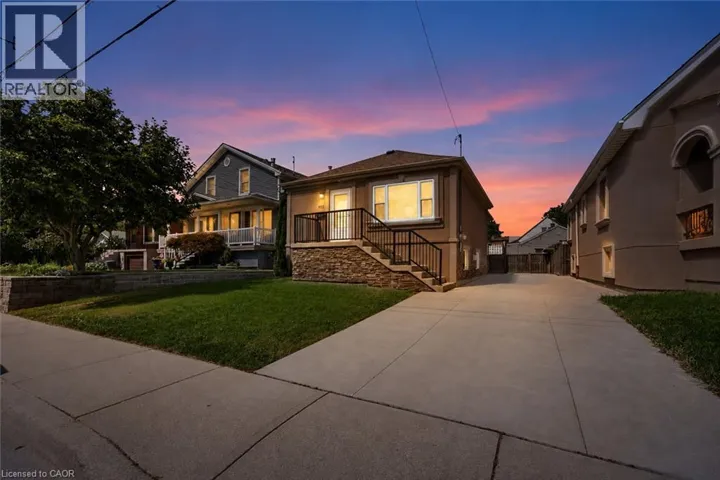 105 MUNN Street, Hamilton, Ontario L8V1K5