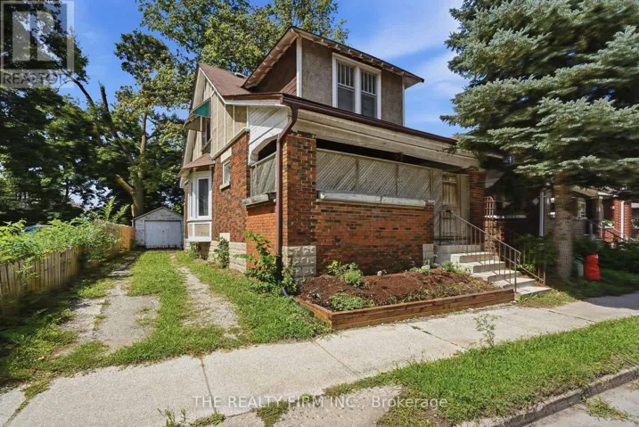 35 WHARNCLIFFE ROAD S, London South (South F), Ontario N6J2J5