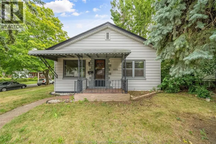3173 WYANDOTTE West, Windsor, Ontario N8Y4V1