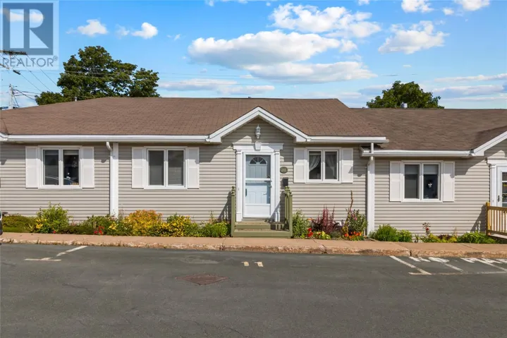 11 Sarasota Court, St. John's, Newfoundland & Labrador A1E5Z7