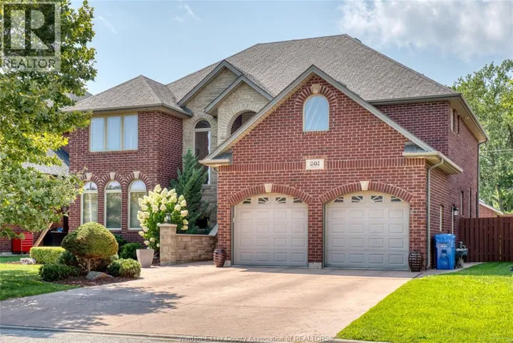 201 ELLISON, Leamington, Ontario N8H5J2