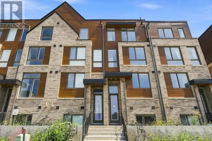 372 LAWRENCE HEIGHTS WAY, Toronto (Bedford Park-Nortown), Ontario M6A0E8