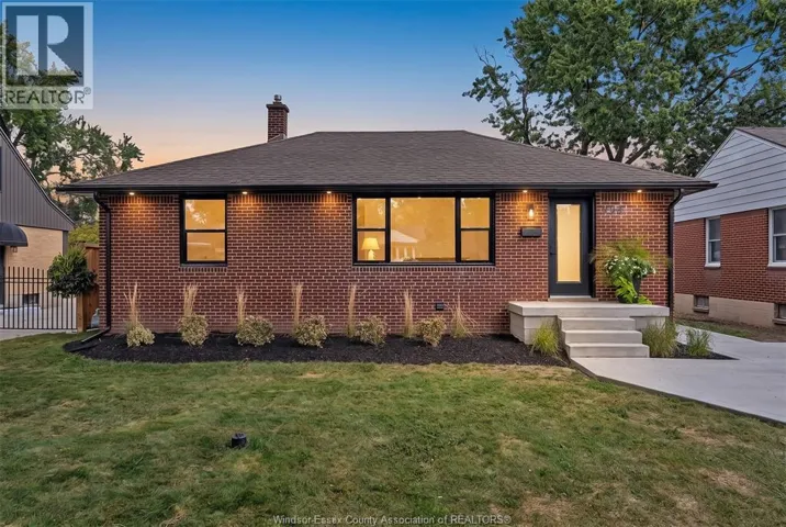 994 ISABELLE, Windsor, Ontario N8S3B2