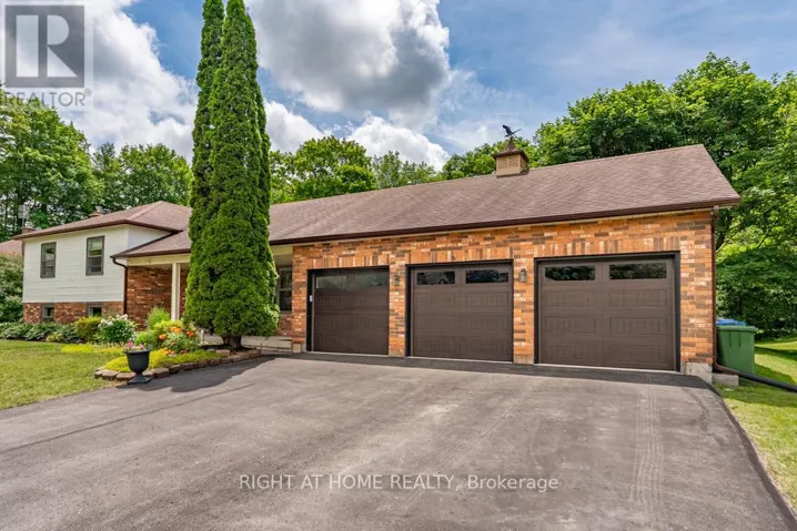 16 SNOWBERRY COURT, Caledon (Caledon Village), Ontario L7K0B5