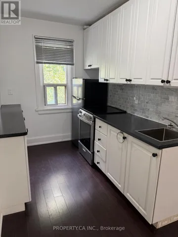 32 - 849 BROADVIEW AVENUE E, Toronto (Playter Estates-Danforth), Ontario M4K2P9