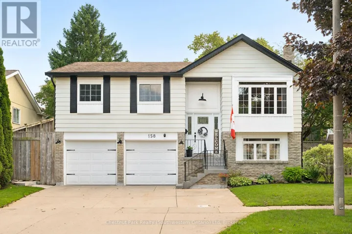 158 AUTUMN HILL CRESCENT, Kitchener, Ontario N2N1K8