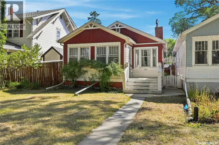 2243 Montreal STREET, Regina, Saskatchewan S4P1L7