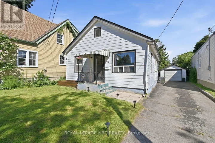 79 CARLTON STREET, St. Catharines (Haig), Ontario L2R1R1