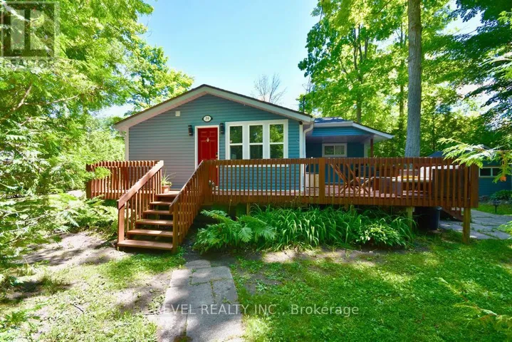 39 DOMAR ROAD, Tiny, Ontario L0L2J0