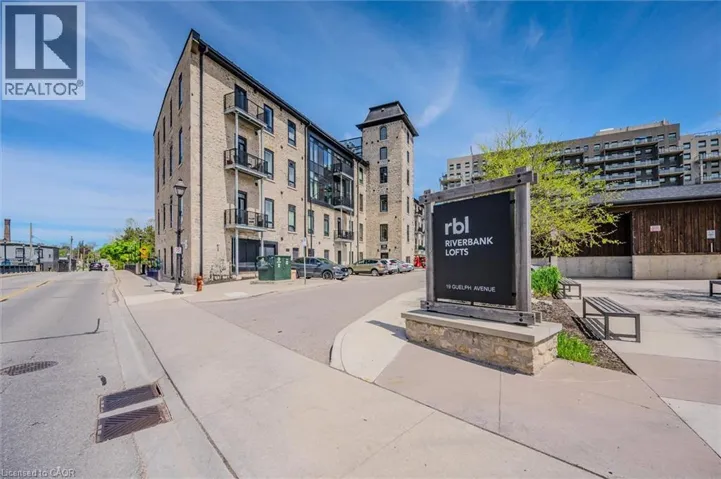 19 GUELPH Avenue Unit# 202, Cambridge, Ontario N3C1A2