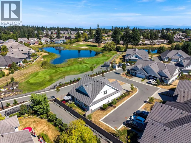 101 1444 Crown Isle Dr, Courtenay, British Columbia V9N0B8