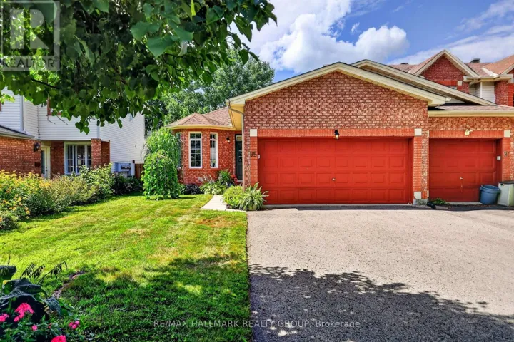 95 COLLEGE CIRCLE, Ottawa, Ontario K1K4R9