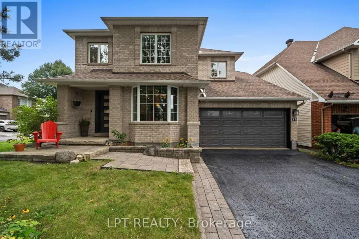 15 SPALDING AVENUE, Ottawa, Ontario K2K3B2