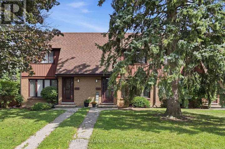 25 FLINT DRIVE, Kitchener, Ontario N2E1S8