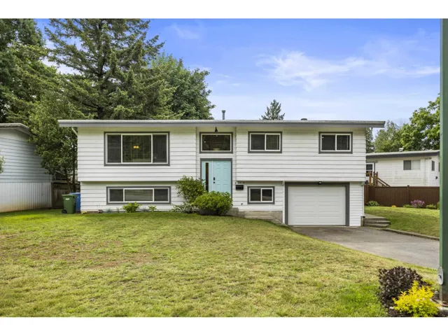 2454 ALADDIN CRESCENT, Abbotsford, British Columbia V2S5K7