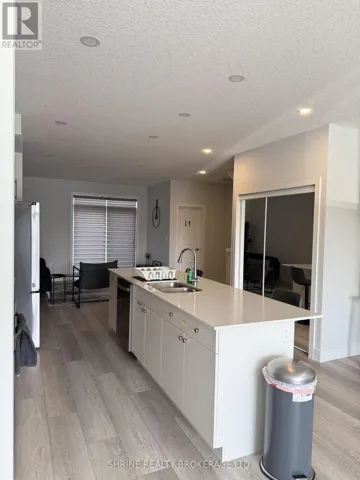 34 - 925 DEVERON CRESCENT, London South (South J), Ontario N5Z0B6