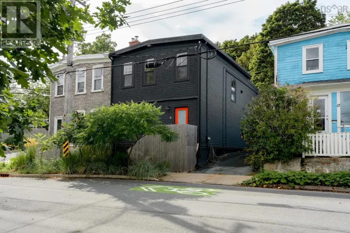 15 Dahlia Street, Dartmouth, Nova Scotia B3A2R8
