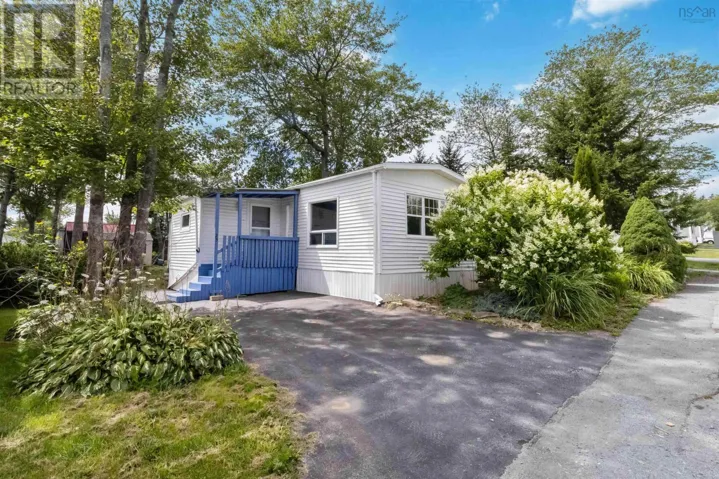25 Third Street, Lucasville, Nova Scotia B4B1P9