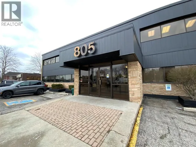805 CHRISTINA STREET North Unit# 203, Sarnia, Ontario N7V1X6