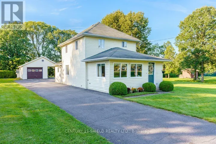 17245 COUNTY RD 18 ROAD, South Stormont, Ontario K0C2A0